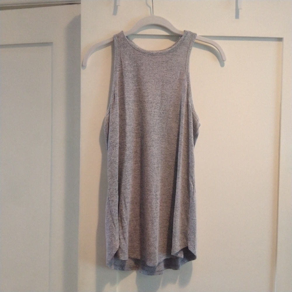 Black/white or Navy Banana Republic tank tops